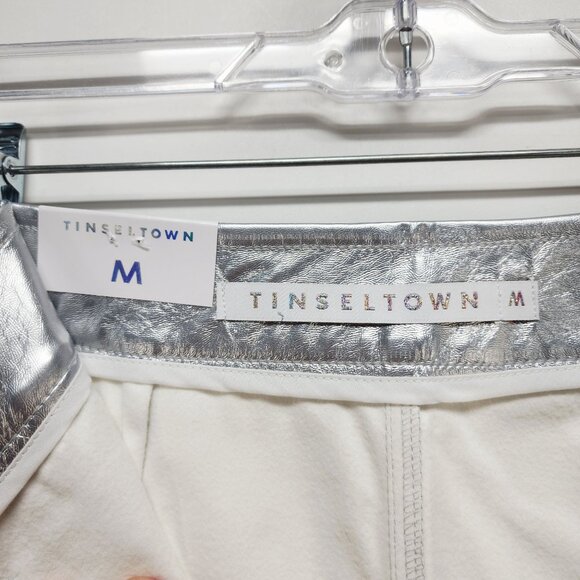 Tinseltown Metallic Silver Mini Skirt With Back Pockets Full Zip Closure Size M - Picture 3 of 9